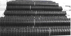 論鋼塑土工格柵在路基中使用方法,作者張傳濤